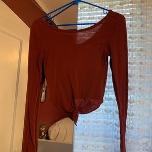 Long sleeve crop top with tie in front